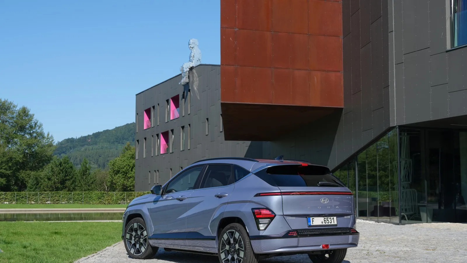 Hyundai Kona Elektro (156 PS): … und beim 156 PS-Kona sind es auf Grund eines zeitintensiveren Bremsentauschs sogar 1.297 Euro.