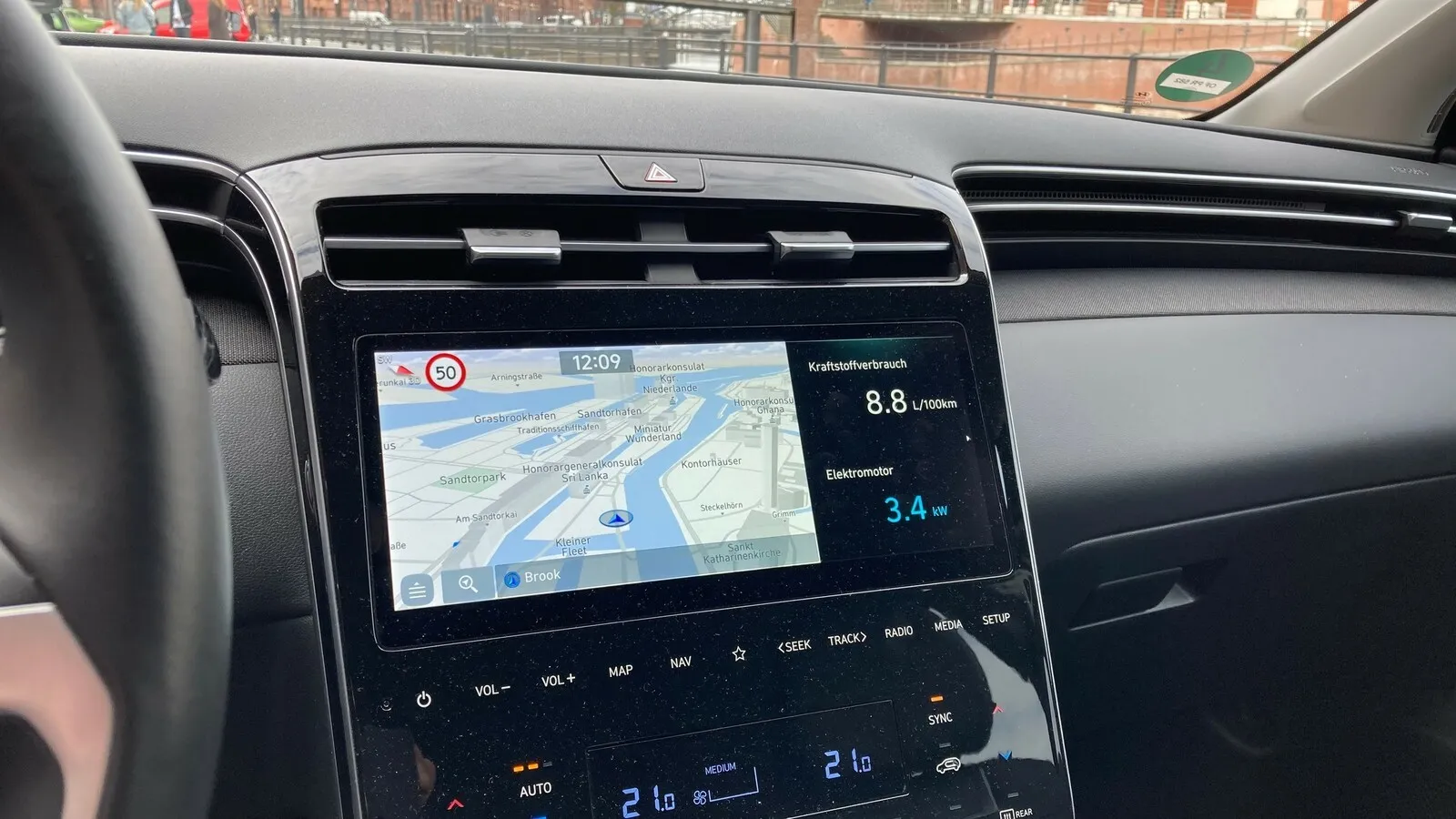 10,25-Zoll-Touchscreen ab Trend. In Pure und Select gibt es einen 8-Zoll-Monitor, im Select den größeren Bildschirm optional.