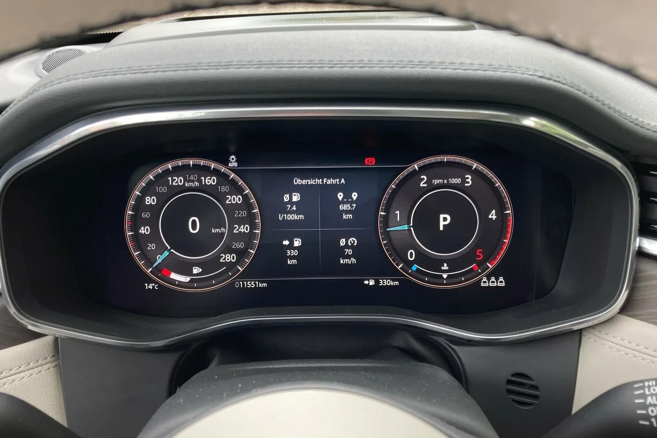 12,3-Zoll-Digitalinstrumente sind ab der mittleren Ausstattung SE serienmäßig an Bord.