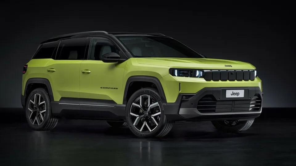 Für den neuen Compass ruft Jeep in Deutschland mindestens 40.000 Euro auf. Die Elektroversion startet bei 48.000 Euro.