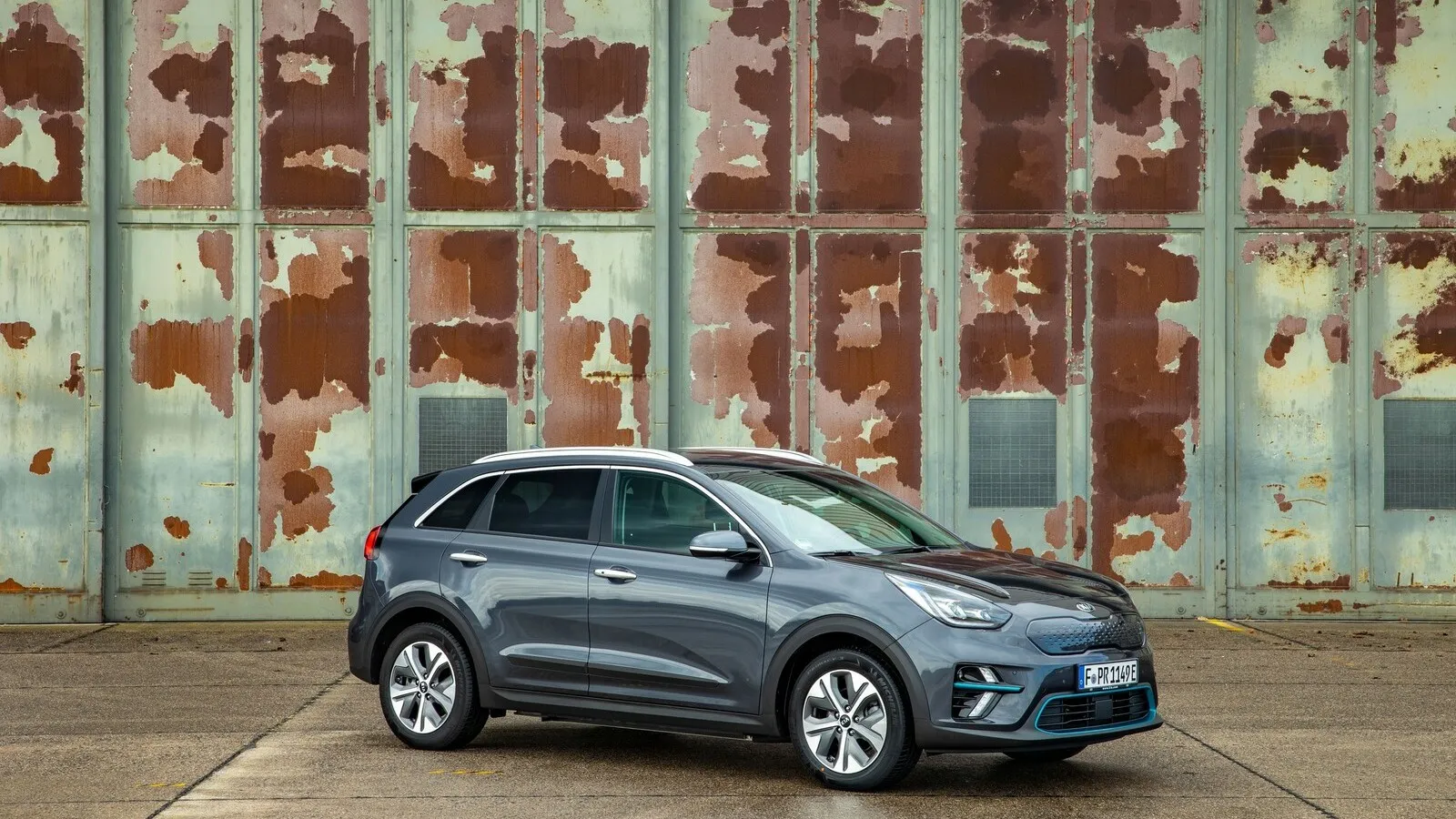Platz 5: Für den Kia e-Niro mit 136 PS fallen über die angenommene Laufzeit knapp unter 550 Euro Wartungskosten an.