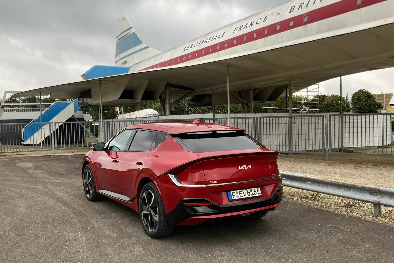 Markenate Heckgestaltung beim Kia EV6.