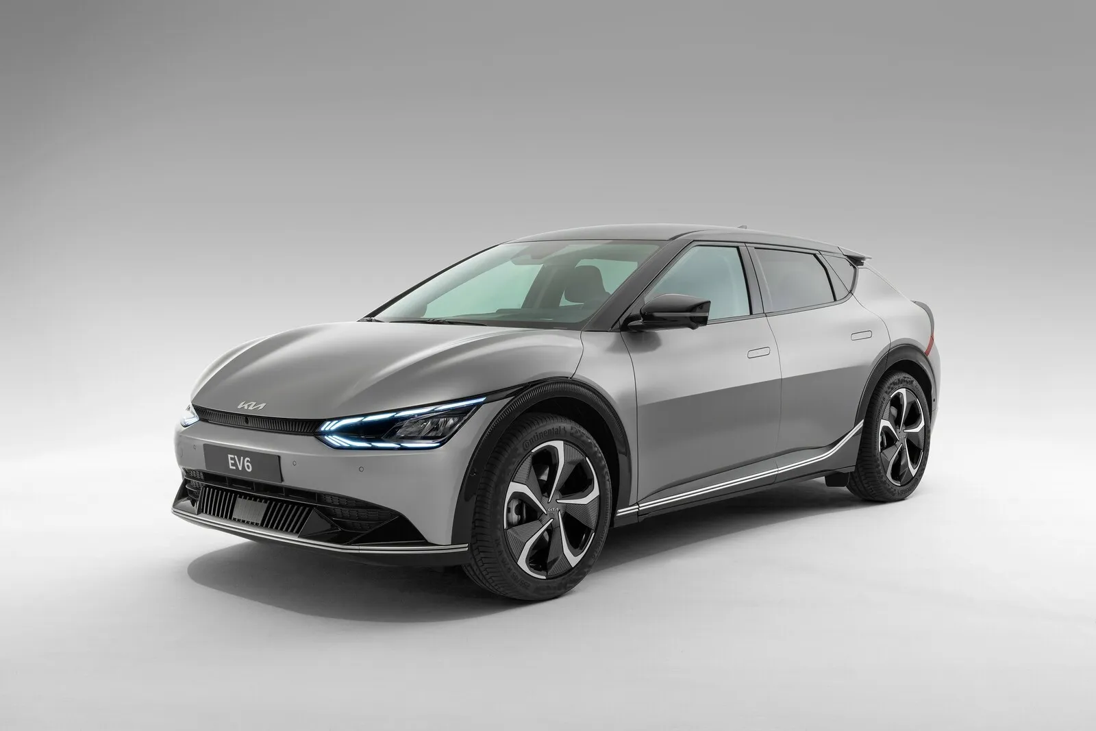 Kia bringt sein neues Elektroauto EV6 mit nach München, ein Schwestermodell des Hyundai Ioniq 5.