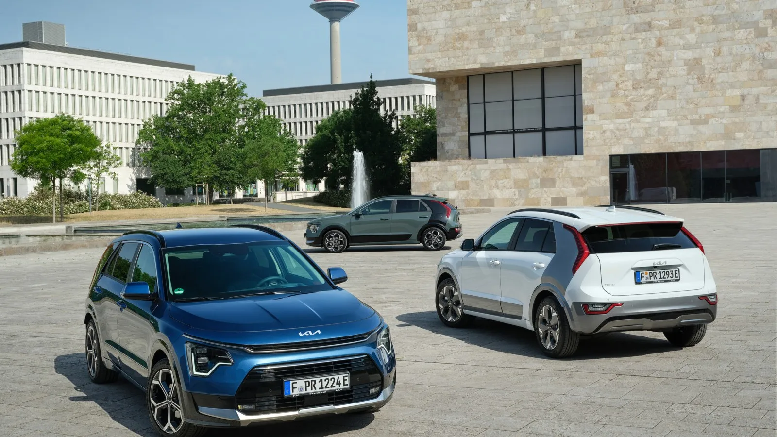 Aller guten Dinge sind drei. Den neuen Kia Niro gibt’s als Hybrid, Plug-in und Vollstromer.