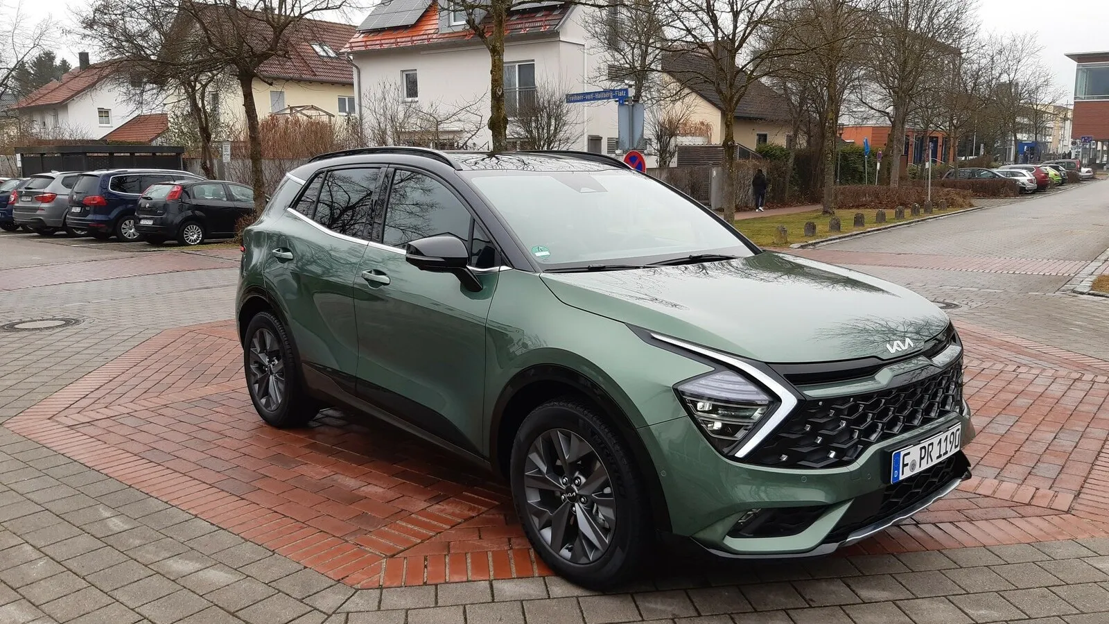 LED-Scheinwerfer sind beim Kia Sportage serienmäßig.