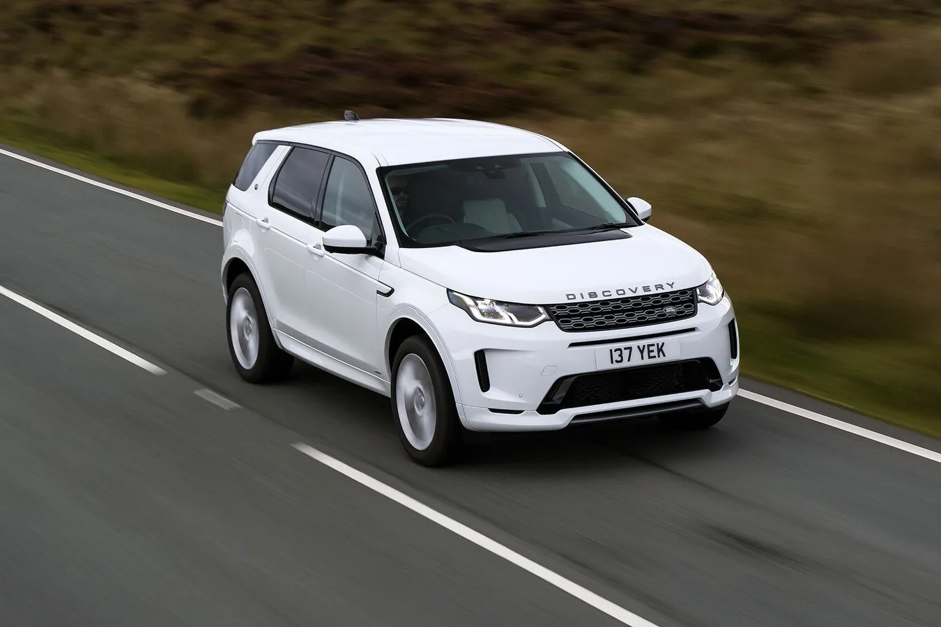 Ebenfalls Platz 3 mit 47,5 Prozent Händlereinkaufswert: der Land Rover Discovery Sport D200 AWD S.