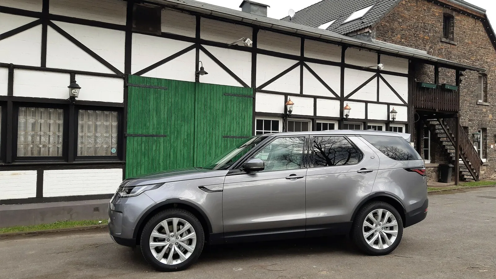 Seit mehr als 30 Jahren im Modellprogramm: der Land Rover Discovery.