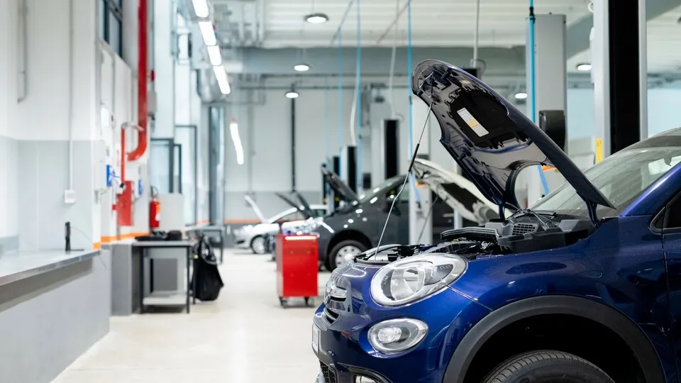 Insbesondere Assistenzsysteme machen Reparaturen im Schadensfall teuer
