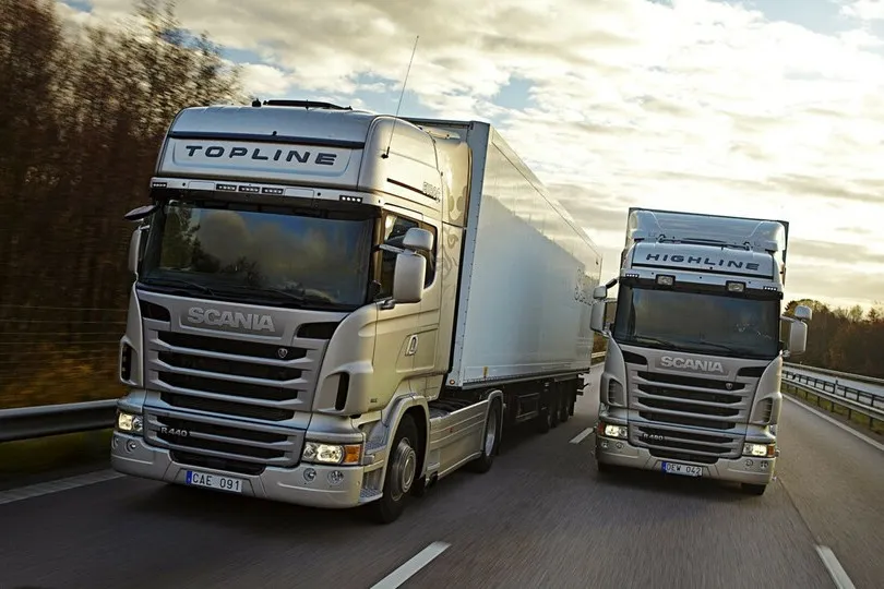 Die Lkw-Maut läuft künftig auch übers Handy.