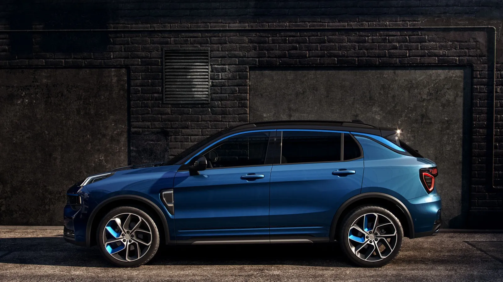 Lynk & Co bietet mit dem 01 ein Kompakt-SUV mit Plug-in-Hybrid an. Das Hauptaugenmerk der Marke liegt beim Vertrieb auf Autoabo-Modellen.