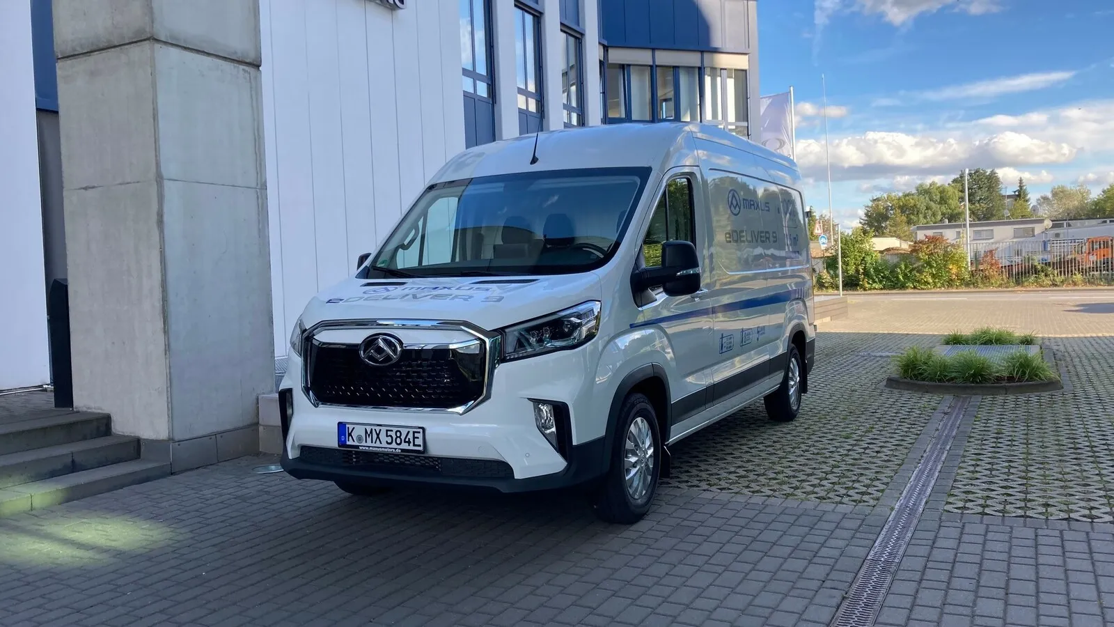 Deutlich chromverziert: der neue Maxus eDeliver 9.