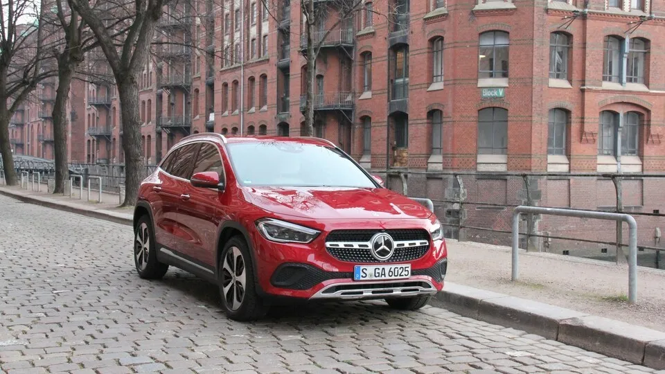 Mercedes GLA: Kompakt-SUV mit inneren Werten