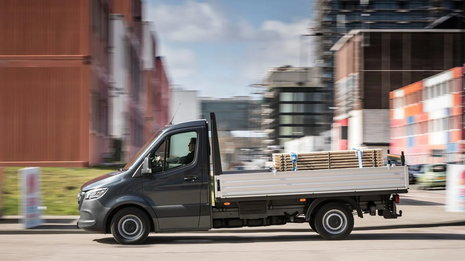 Marktstart des neuen Mercedes-Benz Sprinter in Deutschland 

