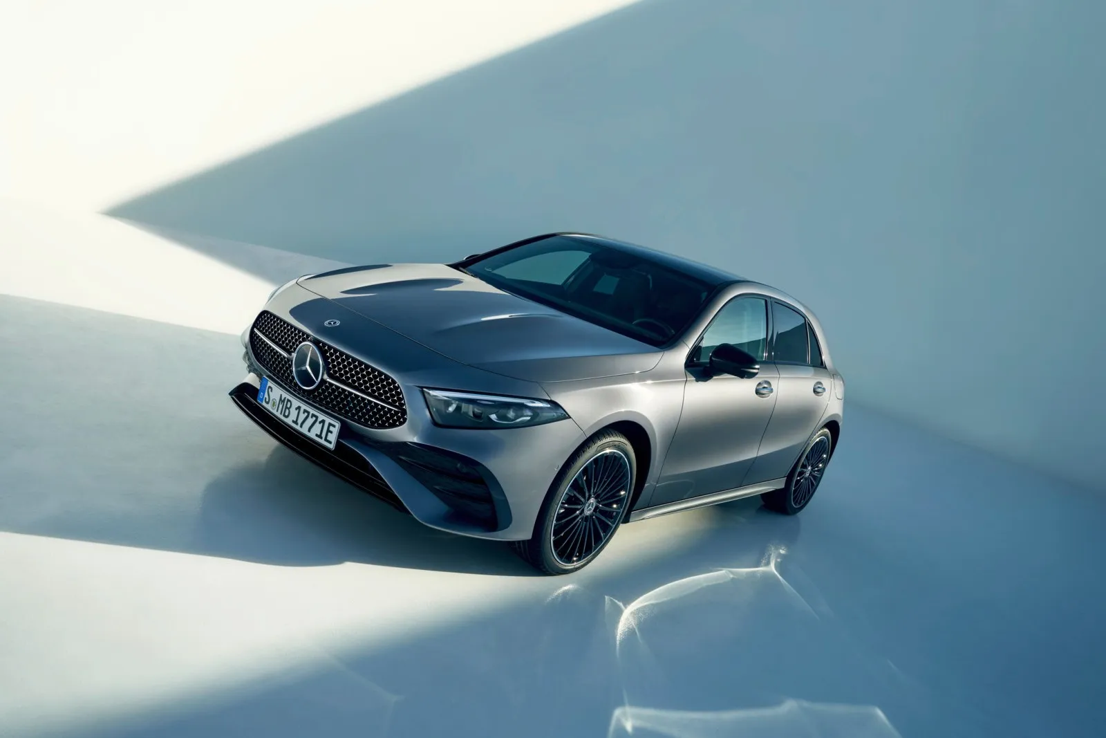 Platz 3 mit 46,2 Prozent Händlereinkaufswert: der Mercedes-Benz A 180 9G-Tronic.