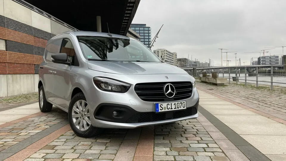 Mit 46,5 Prozent DAT-Prognose Restwert-Riese unter den kleinen Kastenwagen mit Benzinmotor: Mercedes City-Transporter Citan 113.