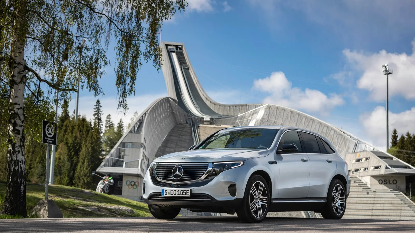 Mercedes EQC 400 4Matic: Auf nur etwas höherem Level liegen die Wartungskosten des schwäbischen Elektro-SUVs. Von den 1.606 Euro entfallen alleine 1.085 Euro auf die Arbeitskosten (Platz sieben).