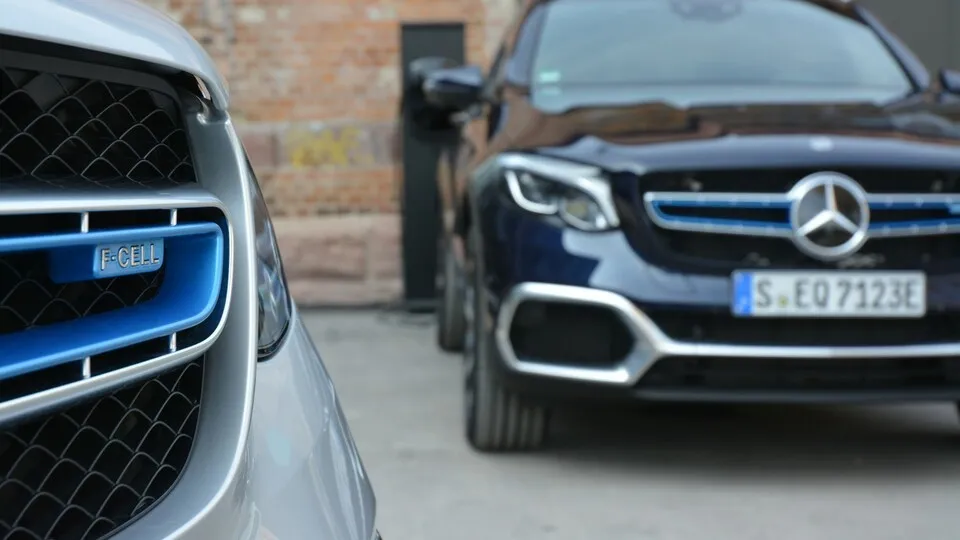 Mercedes F-Cell – jetzt gibt Daimler voll (Wasser-)Stoff!
