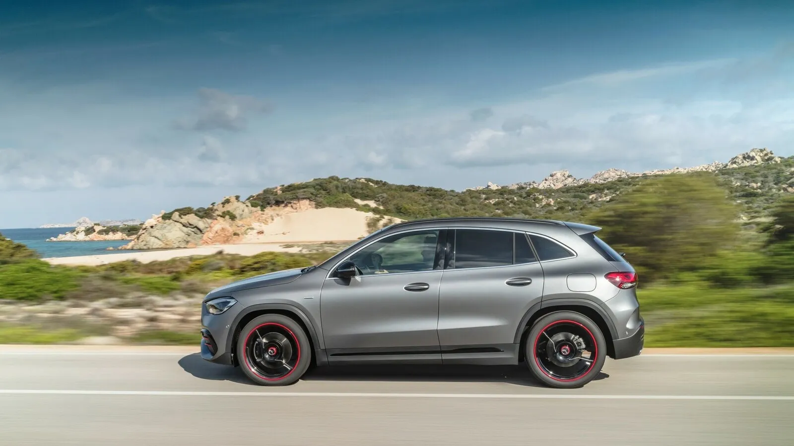 Platz 11: Mit Wartungskosten von mehr als 2.200 Euro liegt der Mercedes GLA 250e am unteren Ende unserer Wartungskosten-Hitliste.
