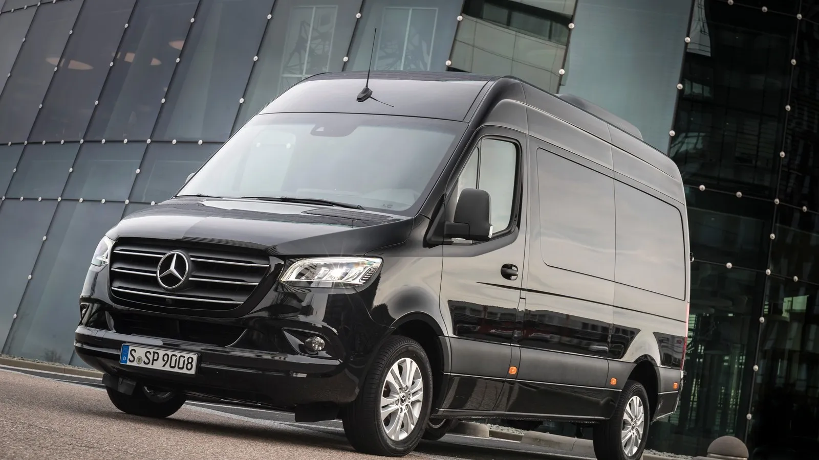 Marktstart des neuen Mercedes-Benz Sprinter in Deutschland 

