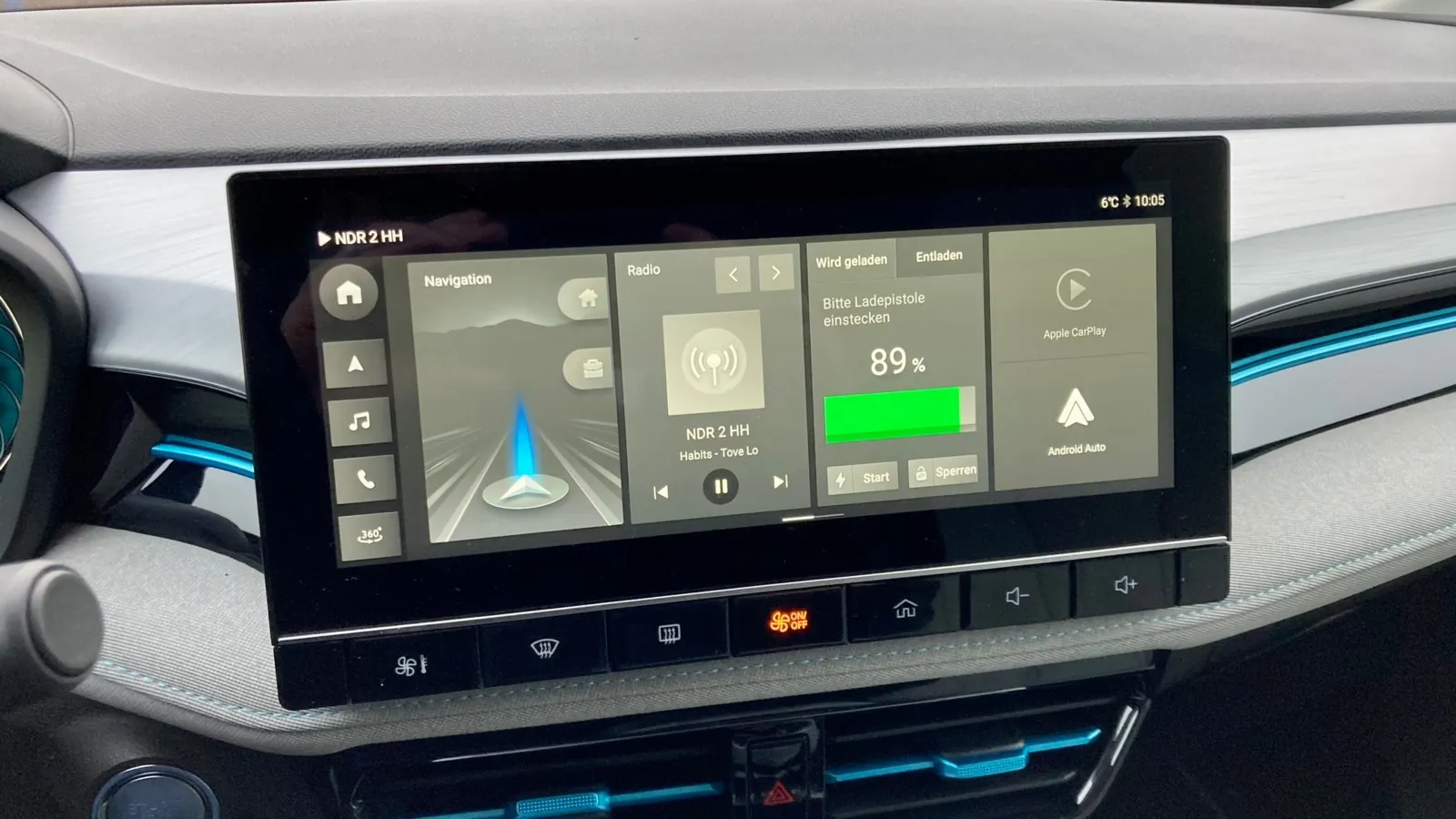 Einfache Bedienung im MG 5, neben den digitalen Funktionen gibt es weiterhin Tasten und Knöpfe.