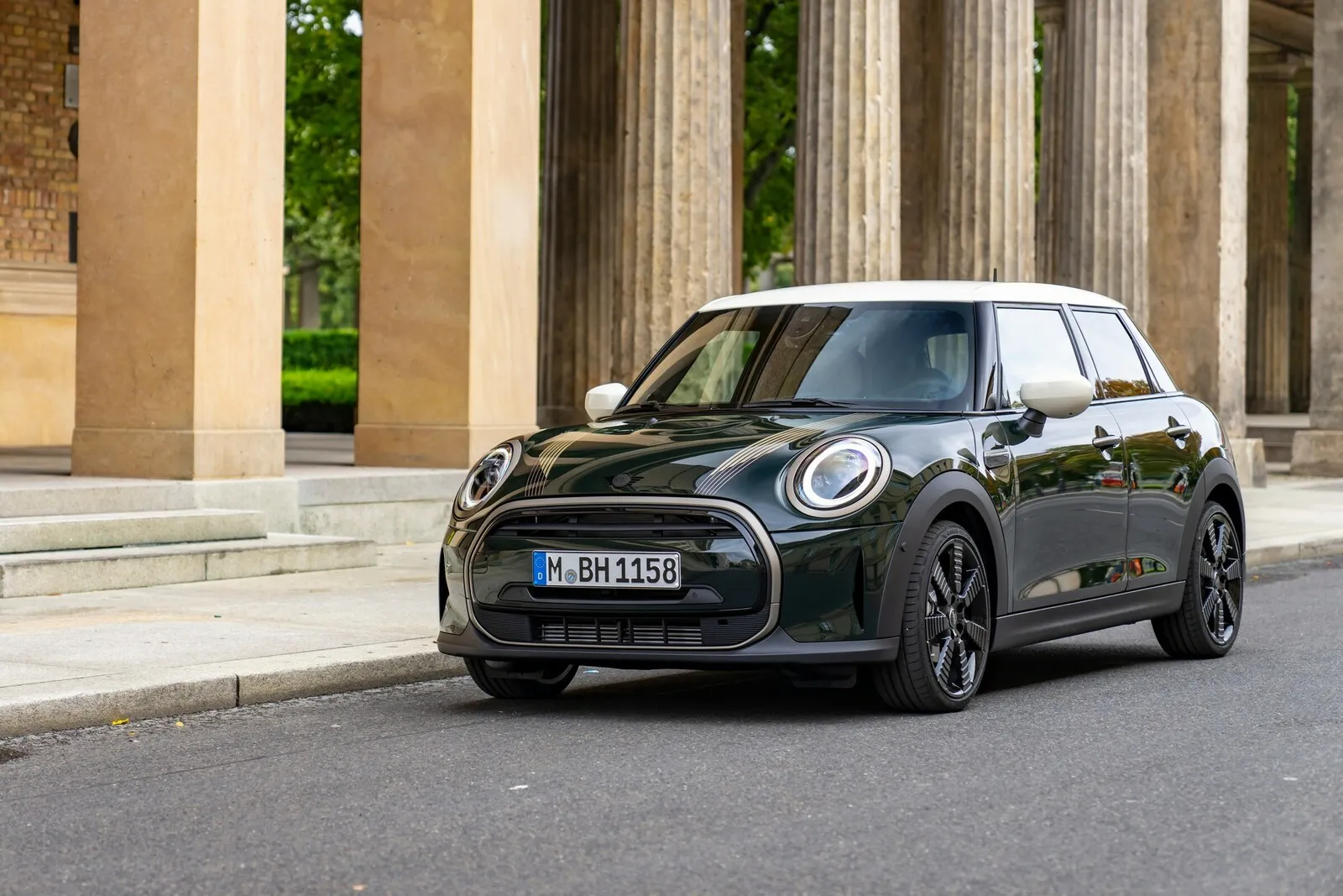 Mini One Automatik: Fast 100 Euro teurer werden Arbeit und Teile für den Mini One (1.148 Euro), der sich auf Platz 5 der Hitliste einreiht.