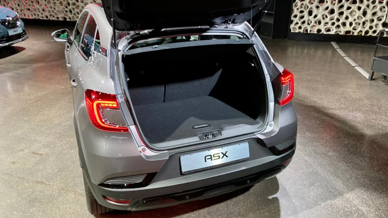 Der Kofferraum des Mitsubishi ASX lässt sich …