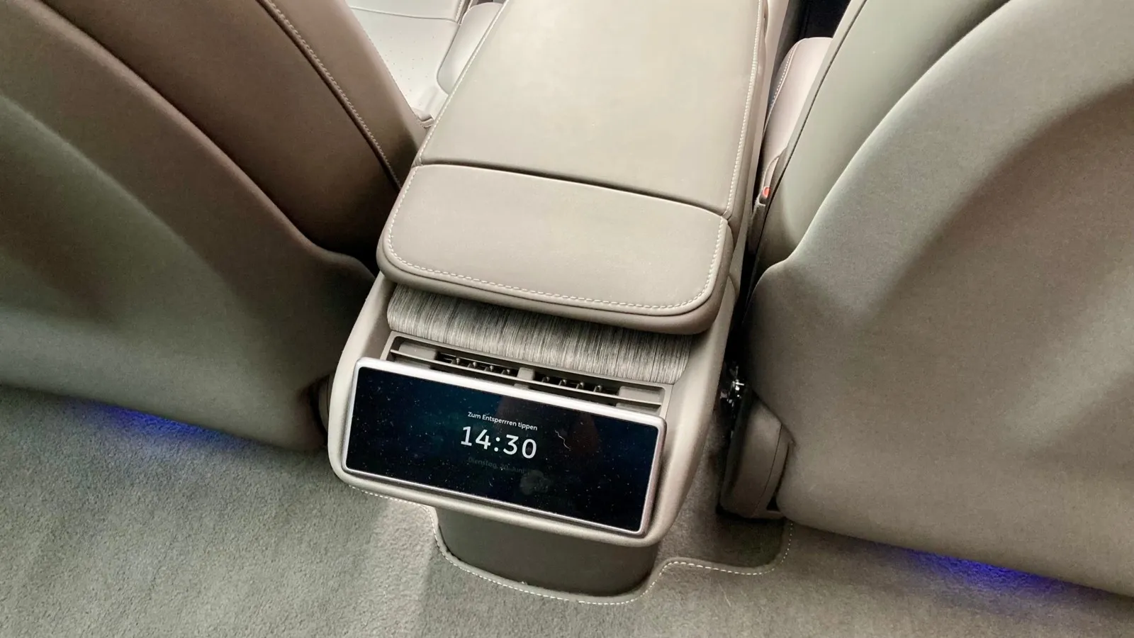 Die Dreizonen-Klimaautomatik ist Serie im Nio ET7.