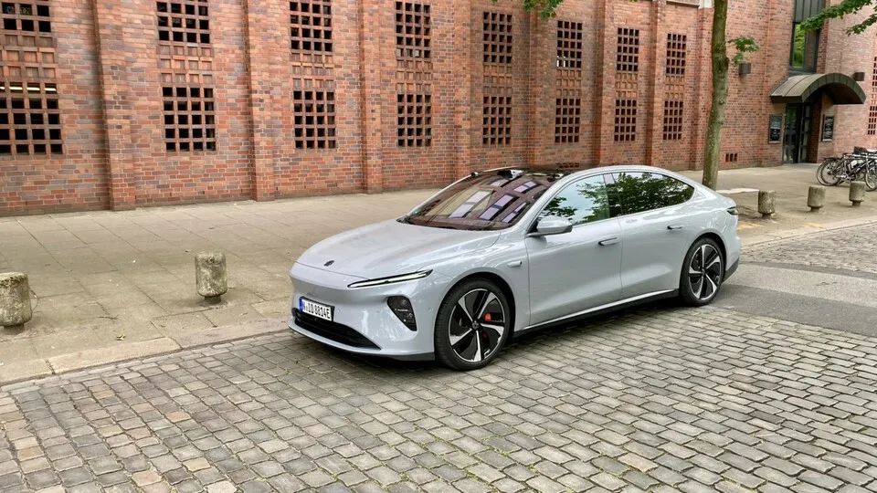 Nio ET7: Die Limousine der oberen Mittelklasse gehört zu den ersten Modellen der chinesischen Marke in Deutschland.
