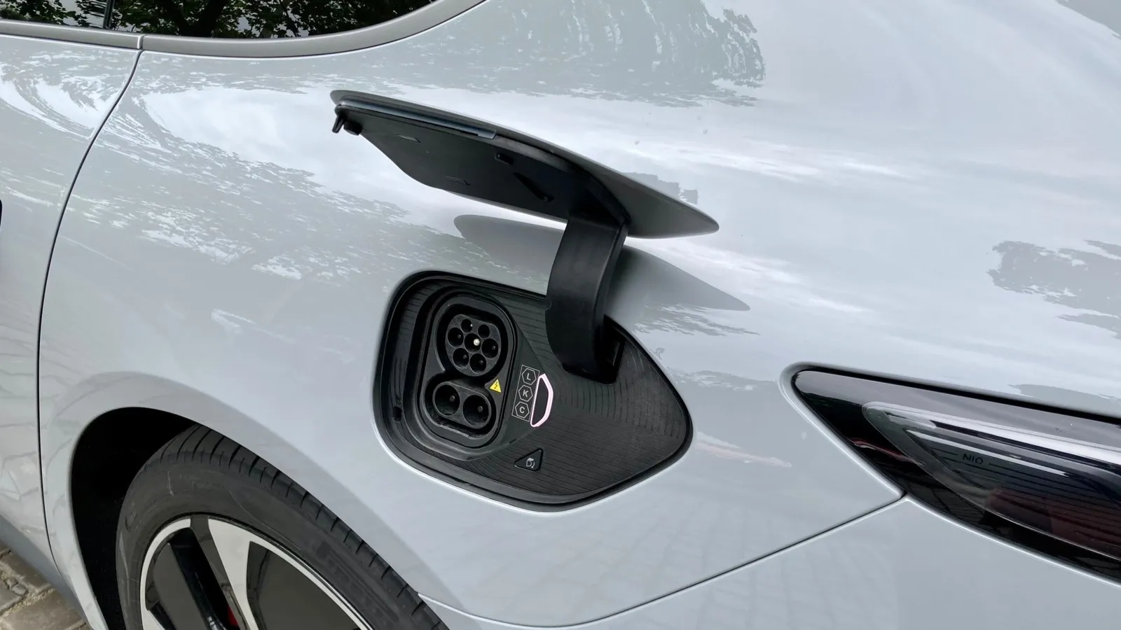 Maximal 126 kW Ladeleistungs sind drin beim großen Akku von Nio – keine überragende Ansage im Premiumsegment.