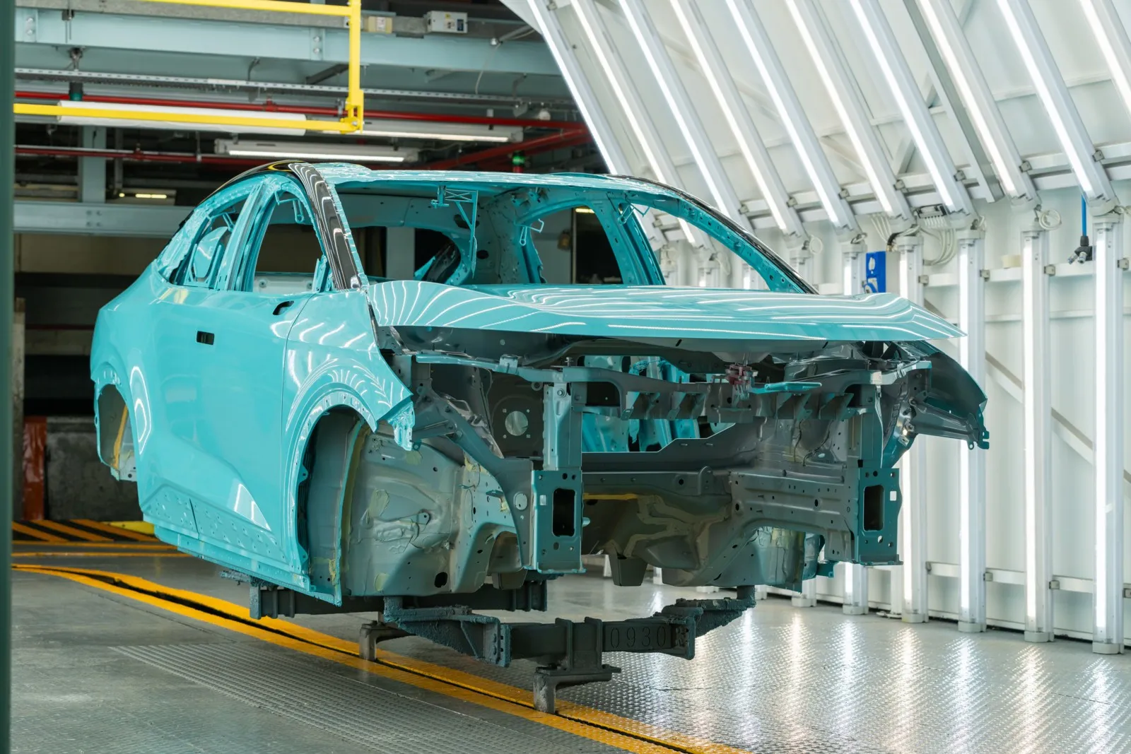 Die Farbe „Luminous Teal“ ist eine von sieben möglichen Varianten.