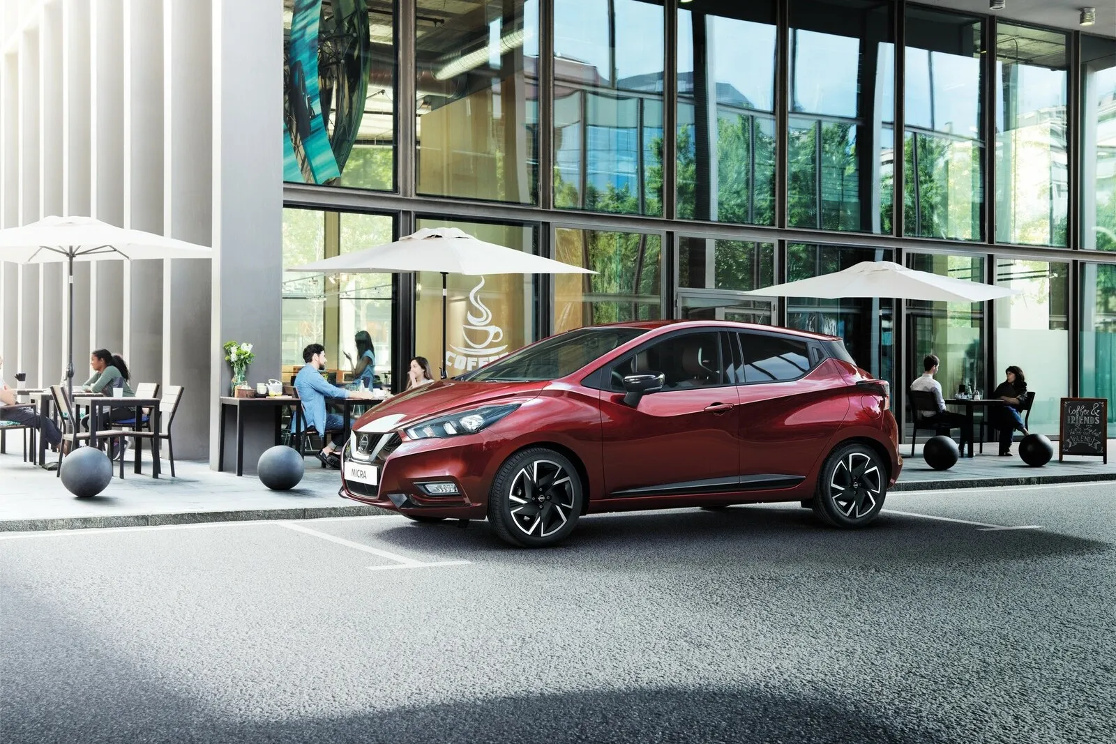 Nissan Micra 1.0 IG-T Acenta: 47 oder 44 Cent je Kilometer bei 36 oder 48 Monaten Haltedauer.