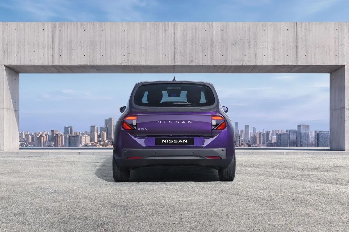 Der Nissan Pixo ist 3,80 Meter lang und soll bis zu 259 Kilometer Reichweite nach WLTP bieten.