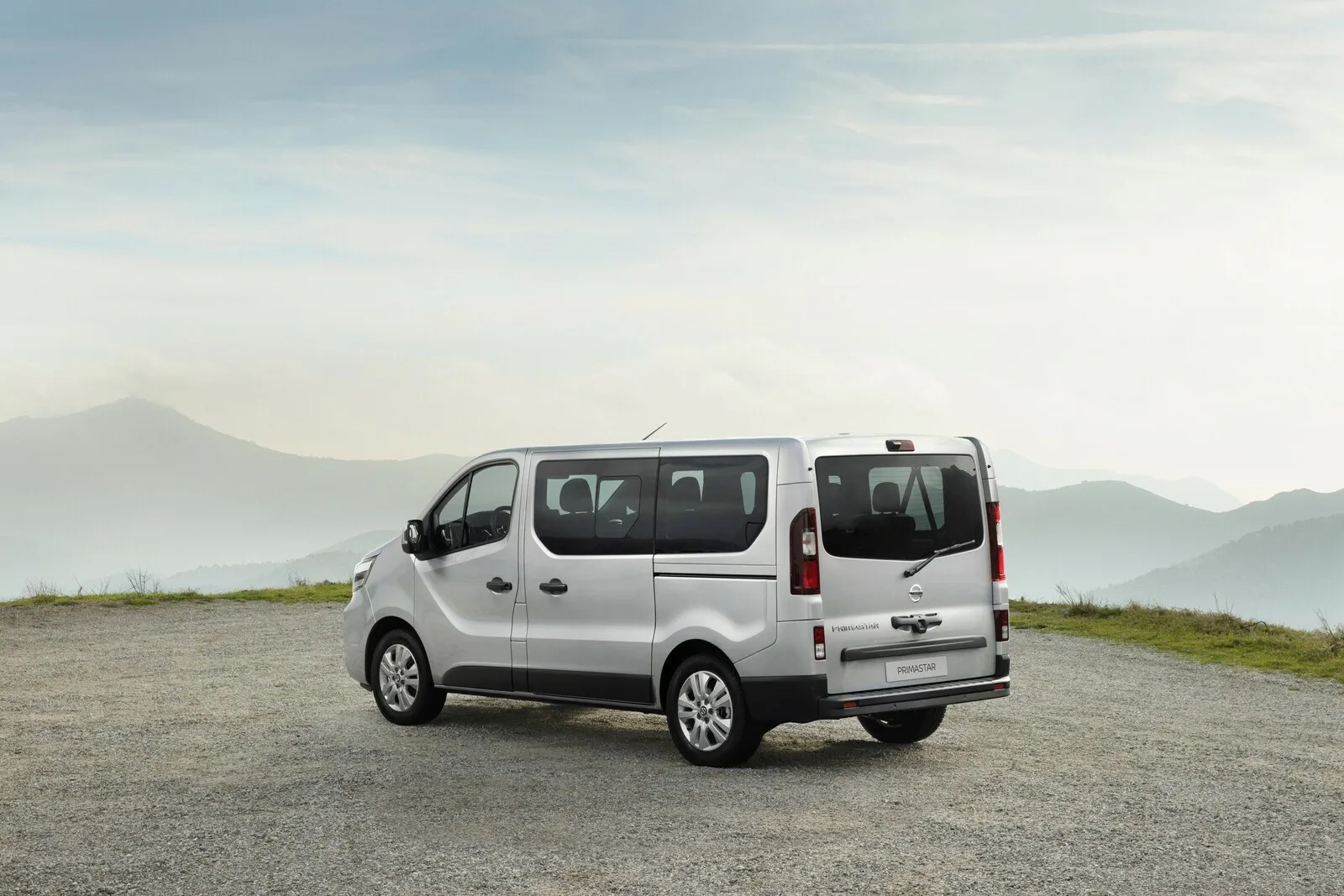Platz 7 mit 41,6 Prozent Händlereinkaufswert: der Nissan Primastar Kombi L1H1 2.0 dCi 150 Acenta.