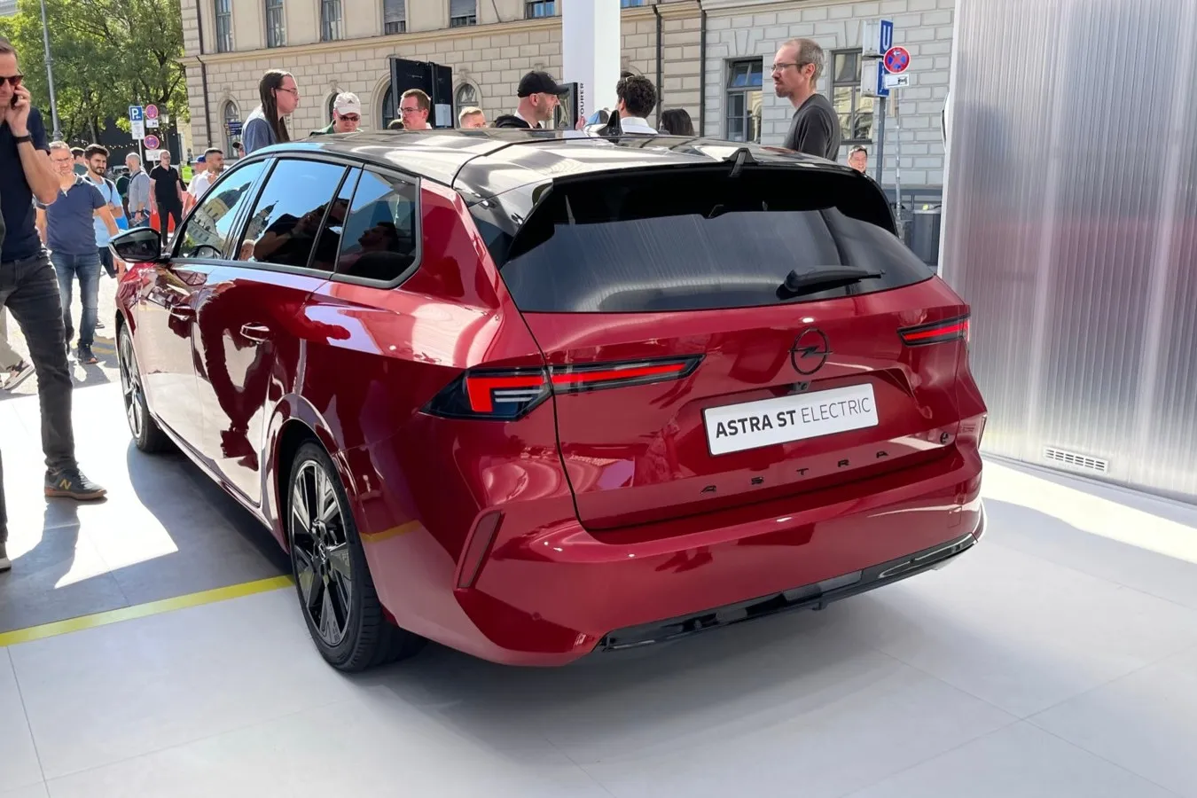 Opel Astra Sports Tourer Electric