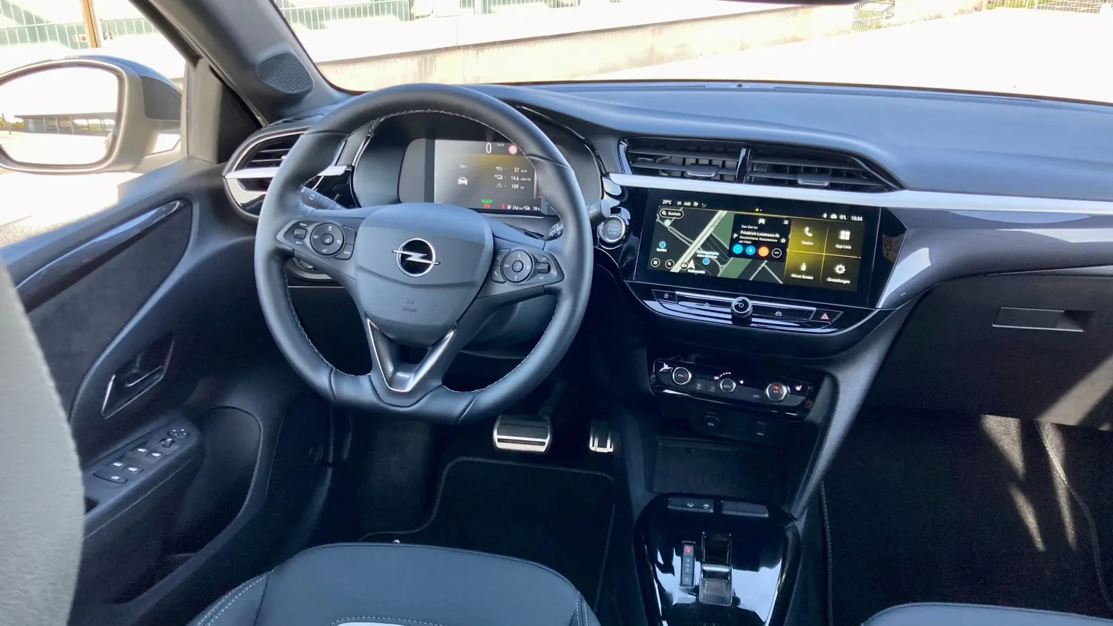 Maximal 10 Zoll misst der Touchscreen im Corsa jetzt, die Digitalinstrumente 7 Zoll – allerdings ebenfalls nur in der Toplinie GS.