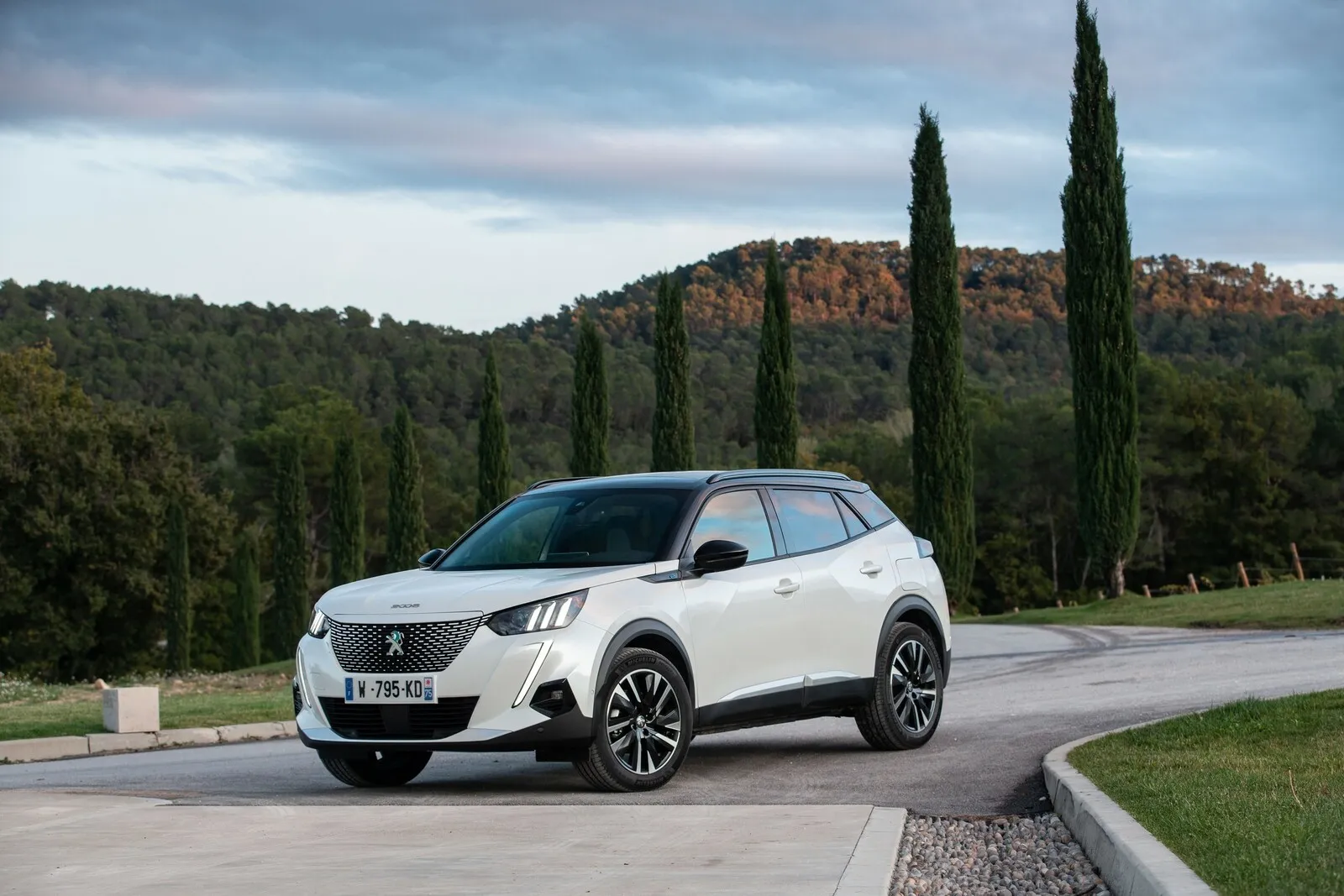 Platz 7 mit 48,2 Prozent Händlereinkaufswert: der Peugeot 2008 1.2 Puretech 130 Active.