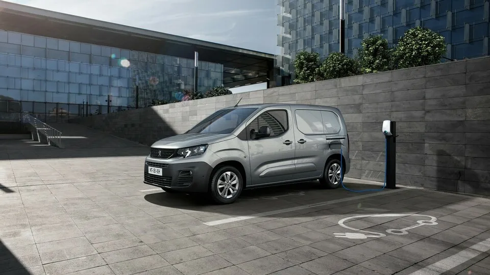 Peugeot e-Partner mit bis zu 275 Kilometer Reichweite