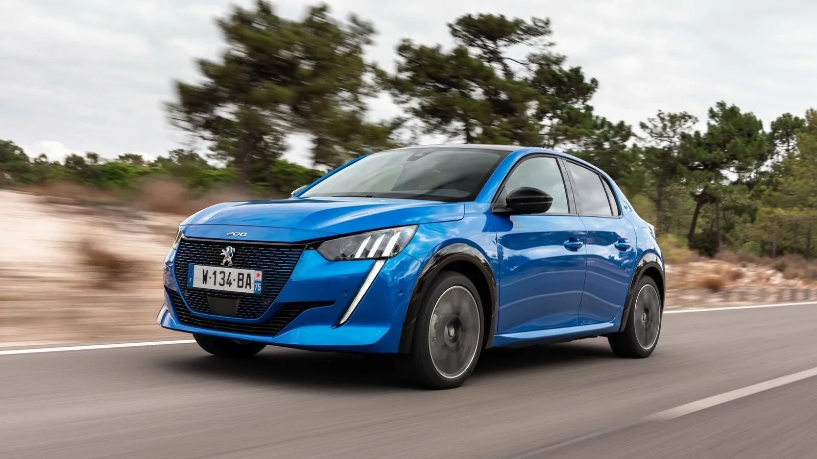 Auch beim elektrischen Peugeot e-208 liegen die Wartungskosten mit 820 Euro …