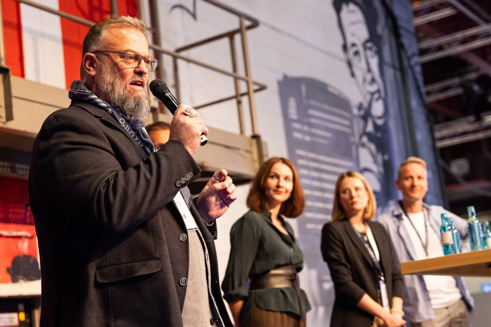 Oliver Piepenbrink, Thyssen Krupp Services (l.), diskutierte zum Thema „Vernetzen statt besetzen: Können Fuhrpark, Personal und Nachhaltigkeit gemeinsam die betriebliche Mobilität erfolgreich gestalten?“.
