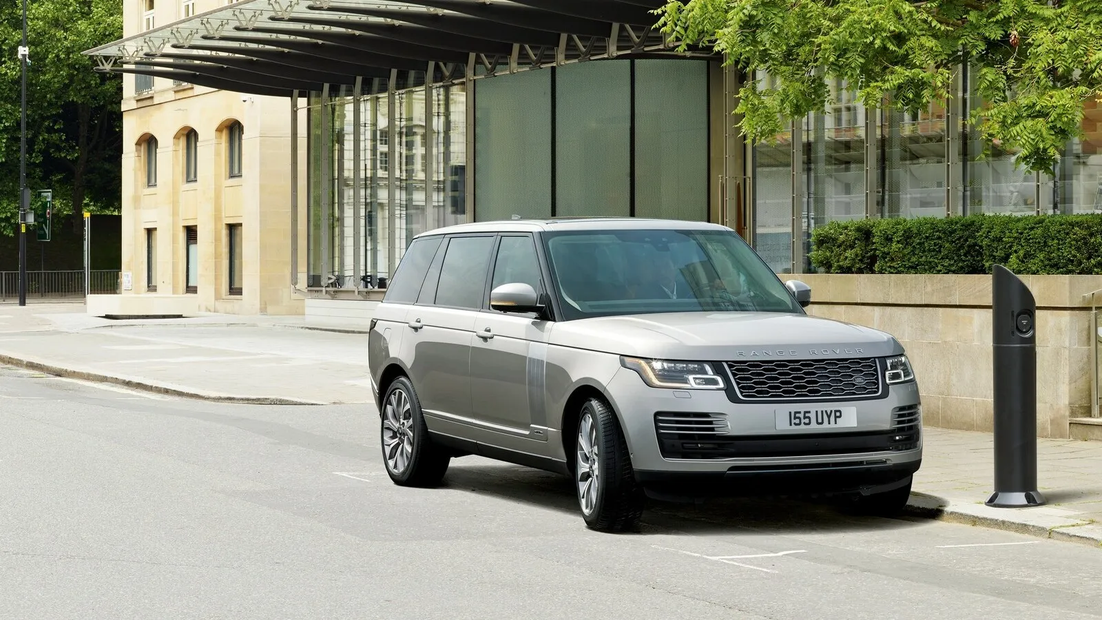 Range Rover P400e 2.0 AWD: Händlereinkaufspreis bei 40,2 Prozent des Listen-Neupreises.