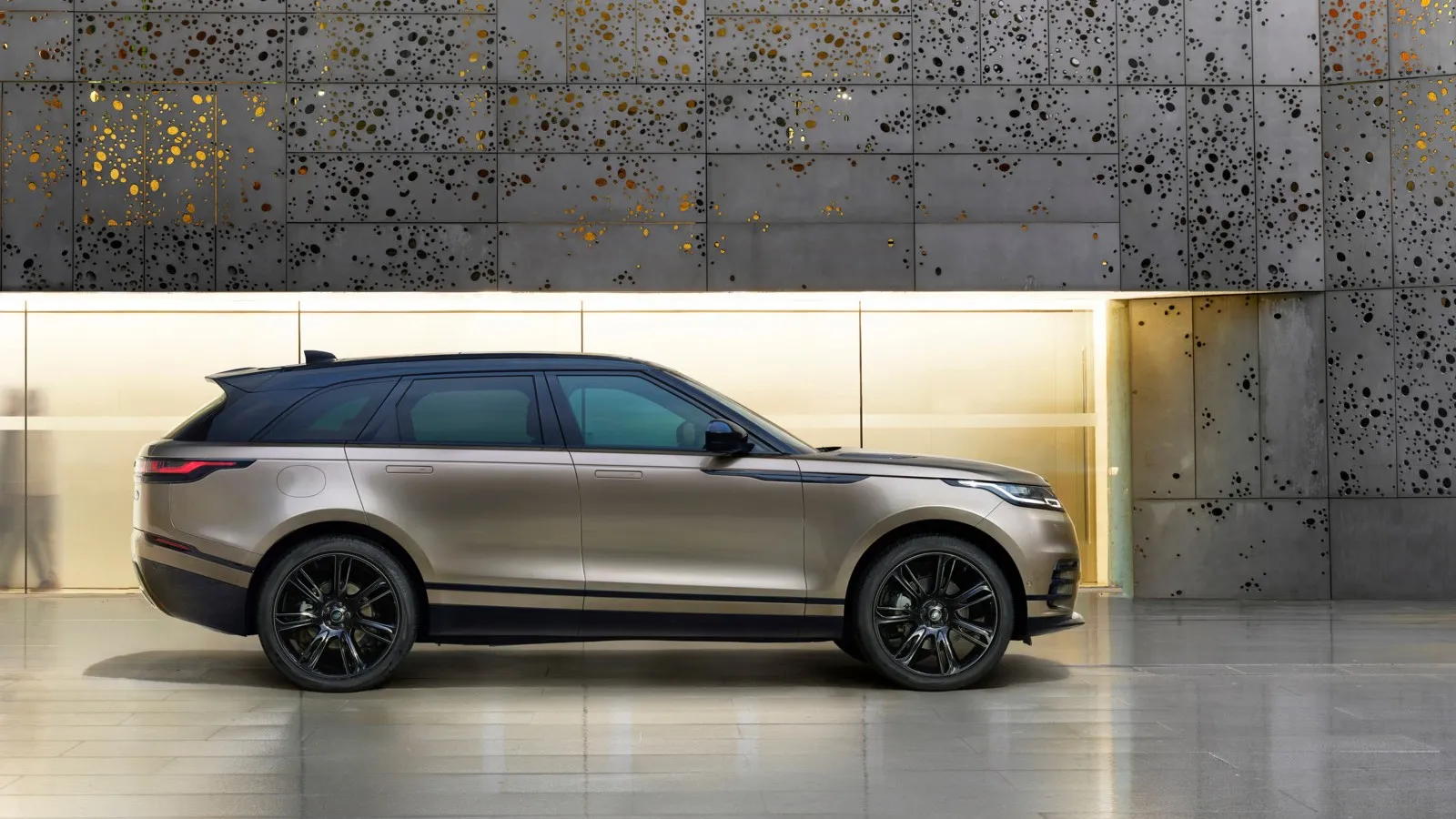 Land Rover Range Rover Range Rover Velar D200 AWD: Das Nobel-SUV aus England mit 204 PS unter der Motorhaube verursacht Wartungskosten von 3.490 Euro.