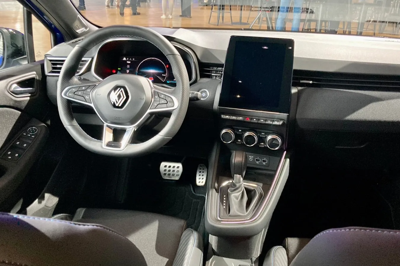 7- oder 10-Zoll-Digitalinstrumente sind jetzt Standard im Renault Clio.