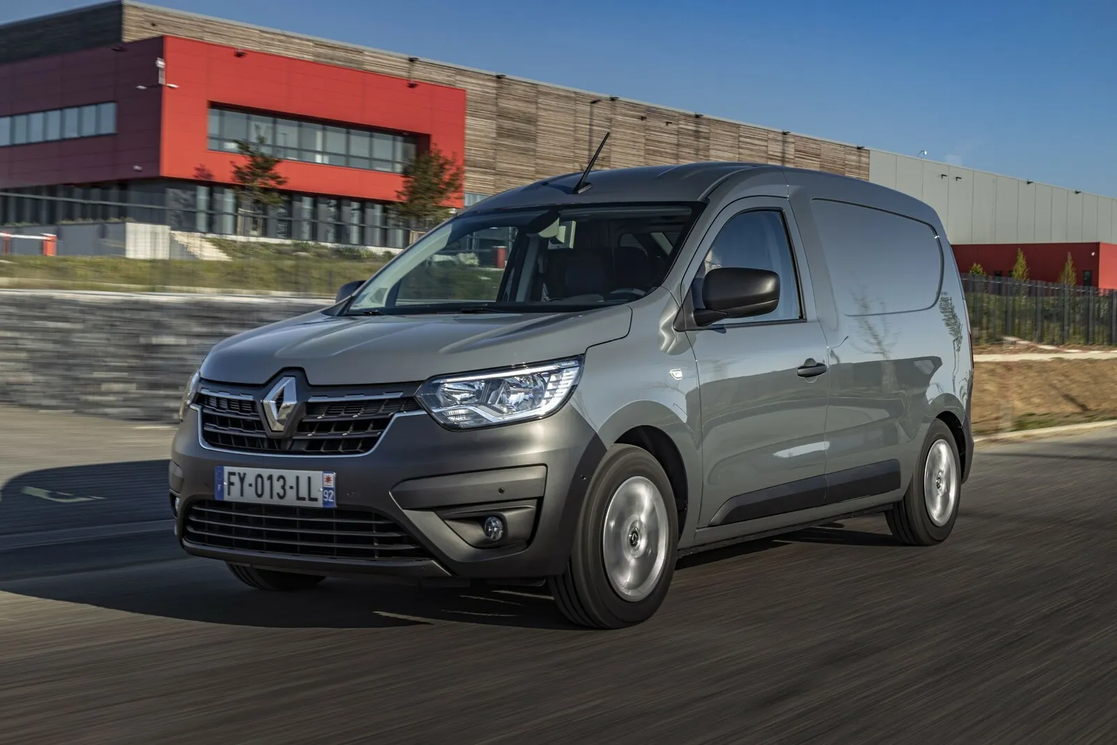 Platz 2 beansprucht der Renault Express Blue dCi 95 (928 Euro) für sich.