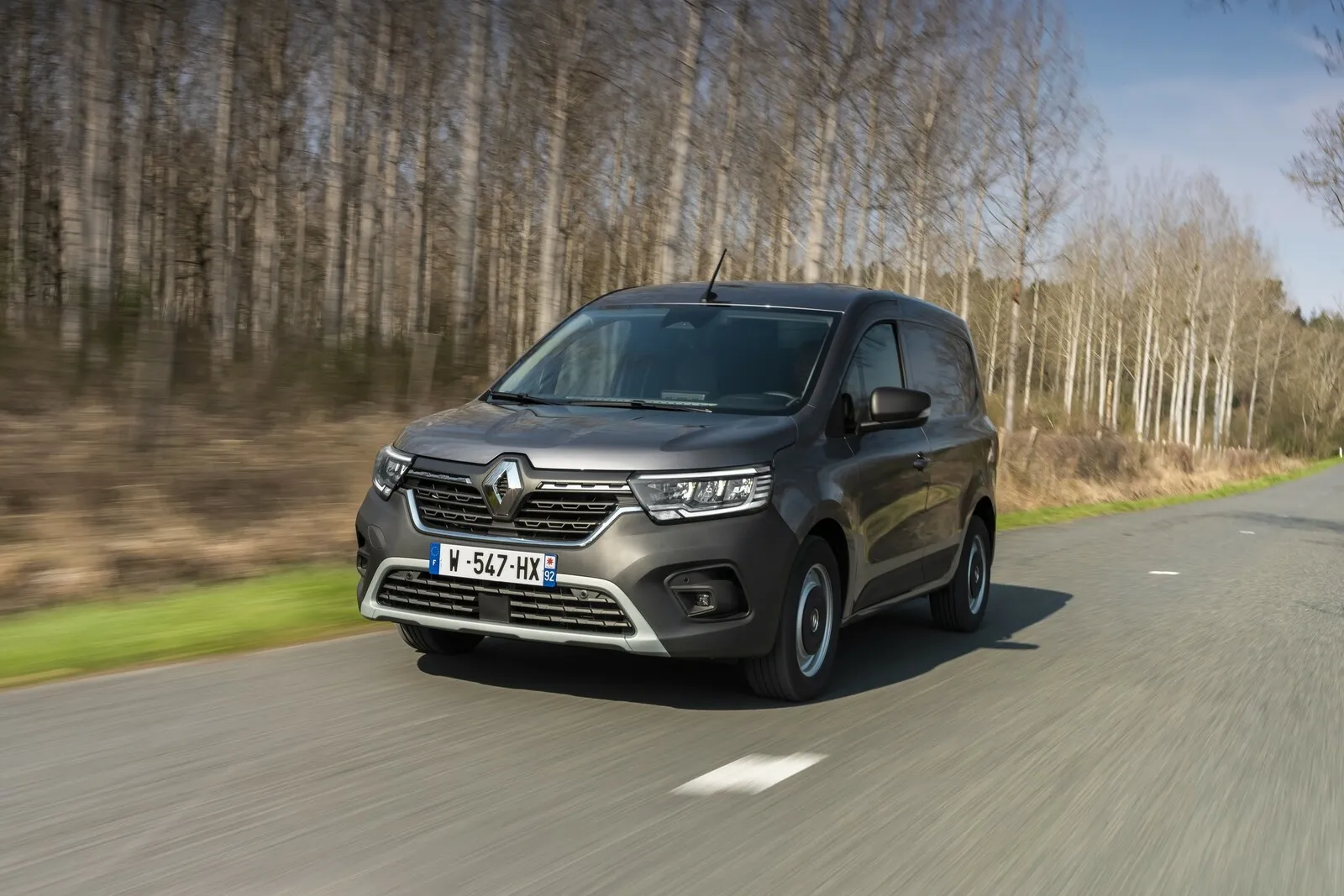 Platz 3 sichert sich der Renault Kangoo Rapid Blue dCi 95 (933 Euro).