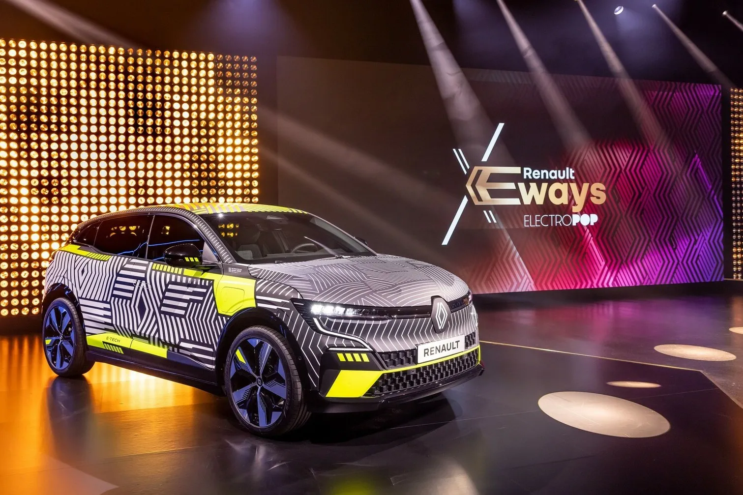 Renault ist einer der wenigen Importeure auf der IAA. Zu sehen gibt es unter anderem den Mégane E-Tech Electric.