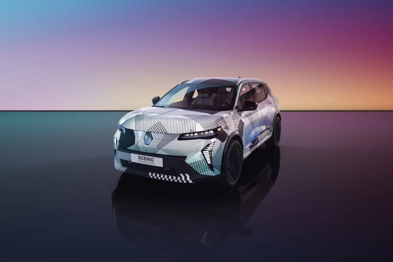 rster Ausblick auf den neuen Renault Scenic E-Tech Electric: Mit der Silhouette des zweiten C-Segment-Elektroautos im Rahmen der „Renaulution Strategie“ kündigt Renault die nächste Modellneuheit an, die auf der IAA Mobility 2023 erstmals unverhüllt ins Rampenlicht rollen wird.