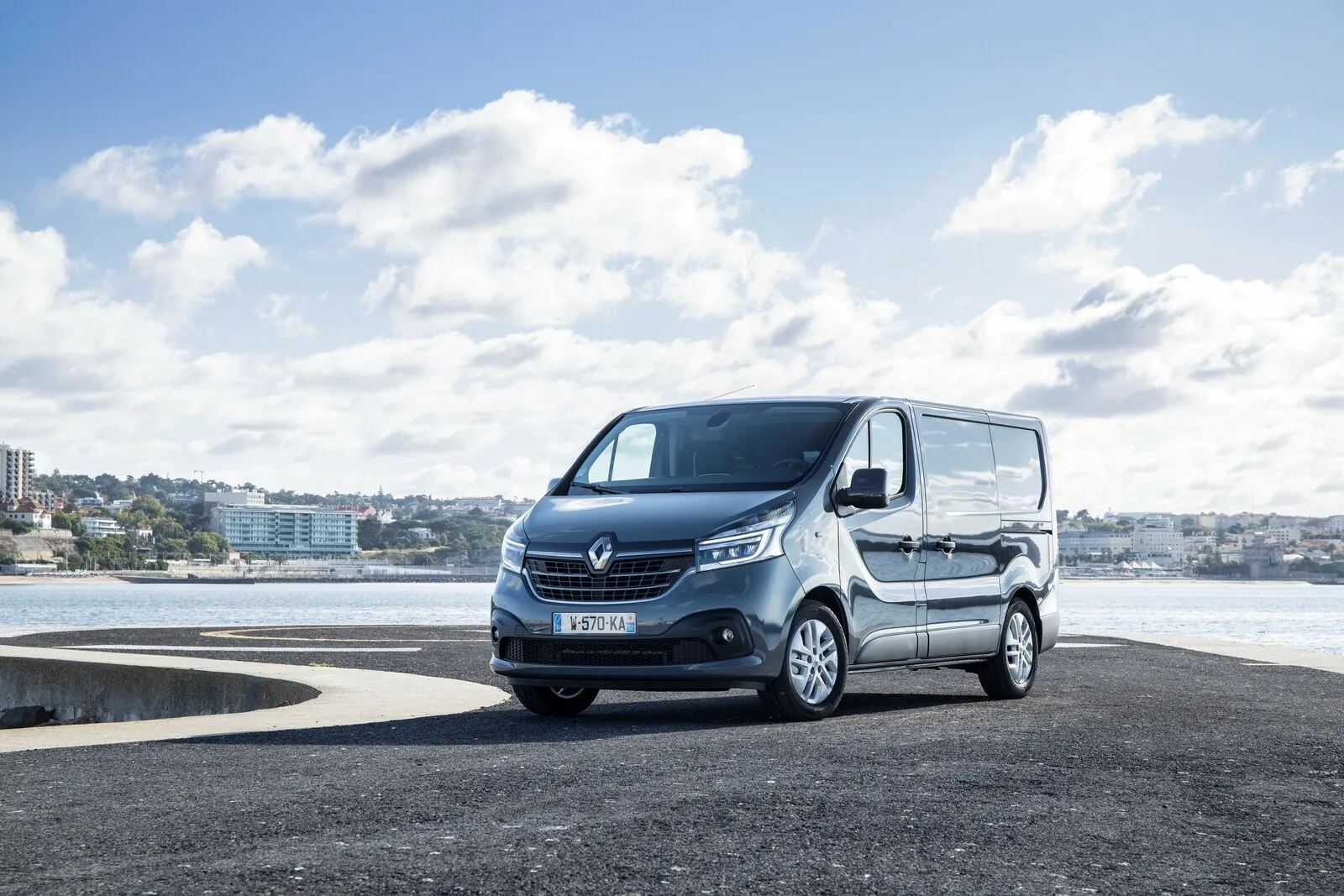 Platz 2 sichert sich der Renault Trafic dCi 120 mit Gesamtwartungskosten von rund 990 Euro.