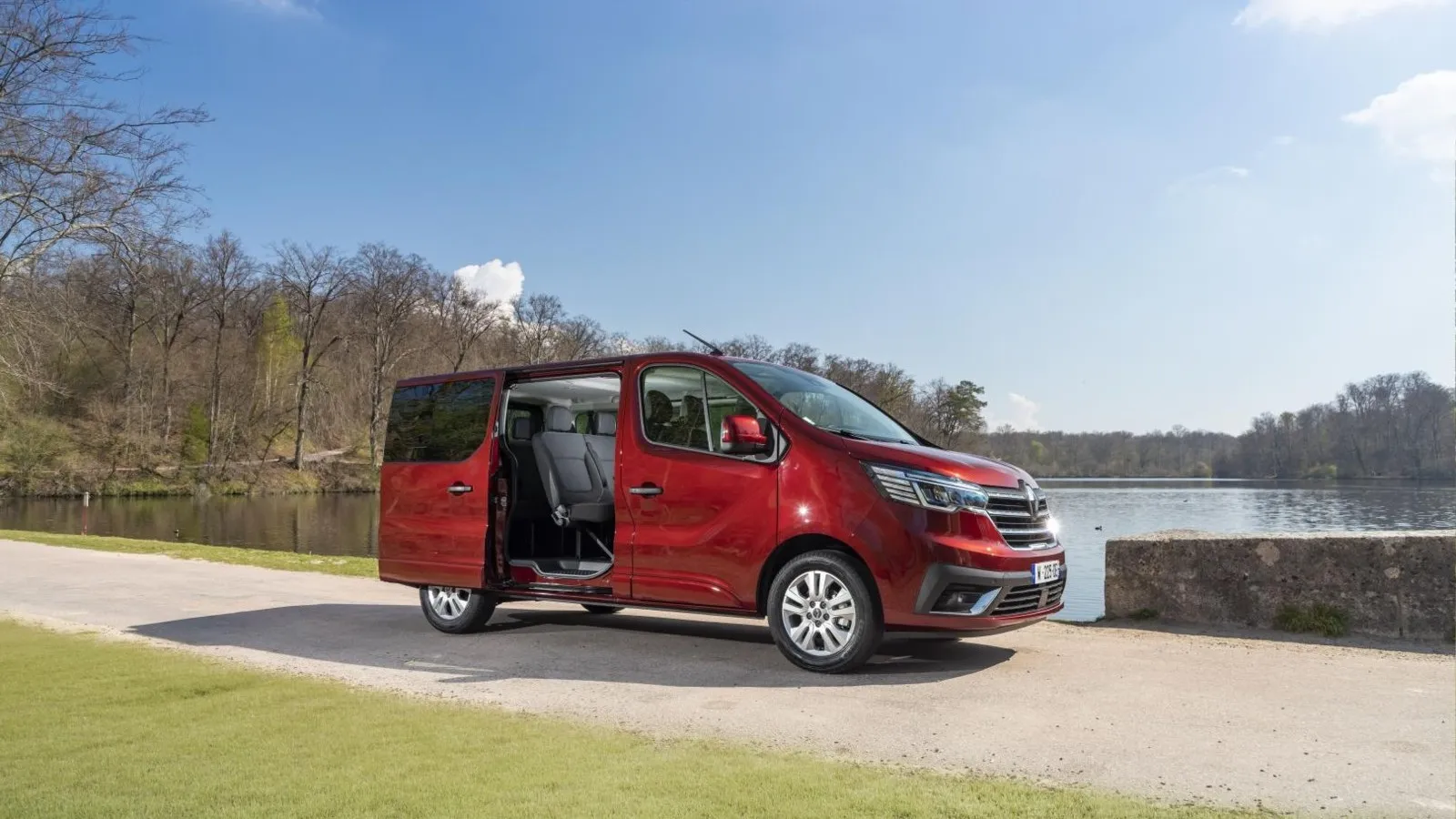 Renault Trafic Blue dCi 150: Mit rund 1.070 Euro Gesamtwartungskosten reicht es für den günstigsten Diesel im Vergleich für Platz sechs.