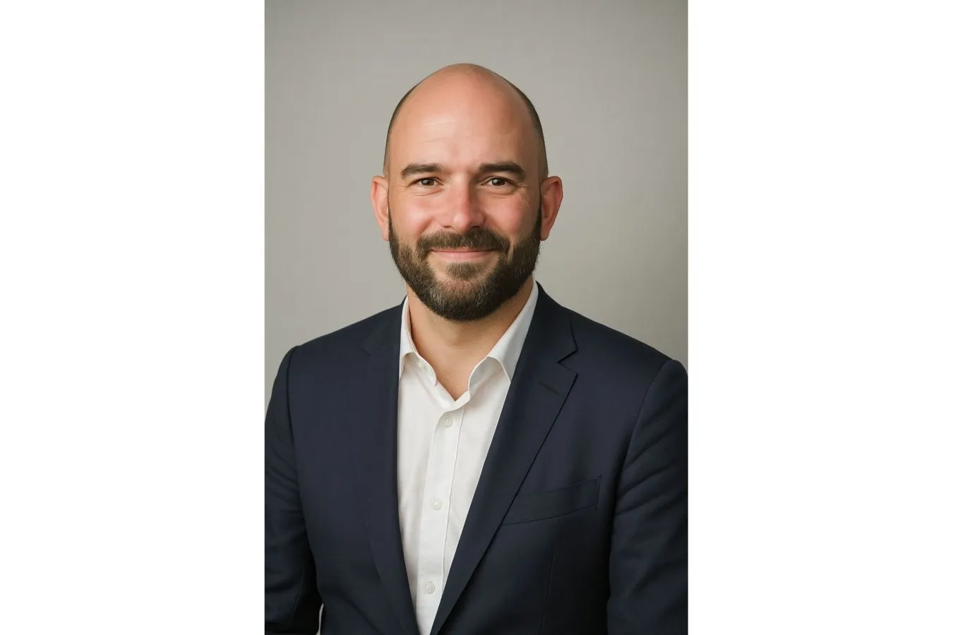 René Liess, Global Commodity Manager bei der Siemens AG, treibt die internationale Flottenelektrifizierung voran und gestaltet Strategien für Leasing, Ladeinfrastruktur und die Akzeptanz von Elektrofahrzeugen im Unternehmensumfeld.