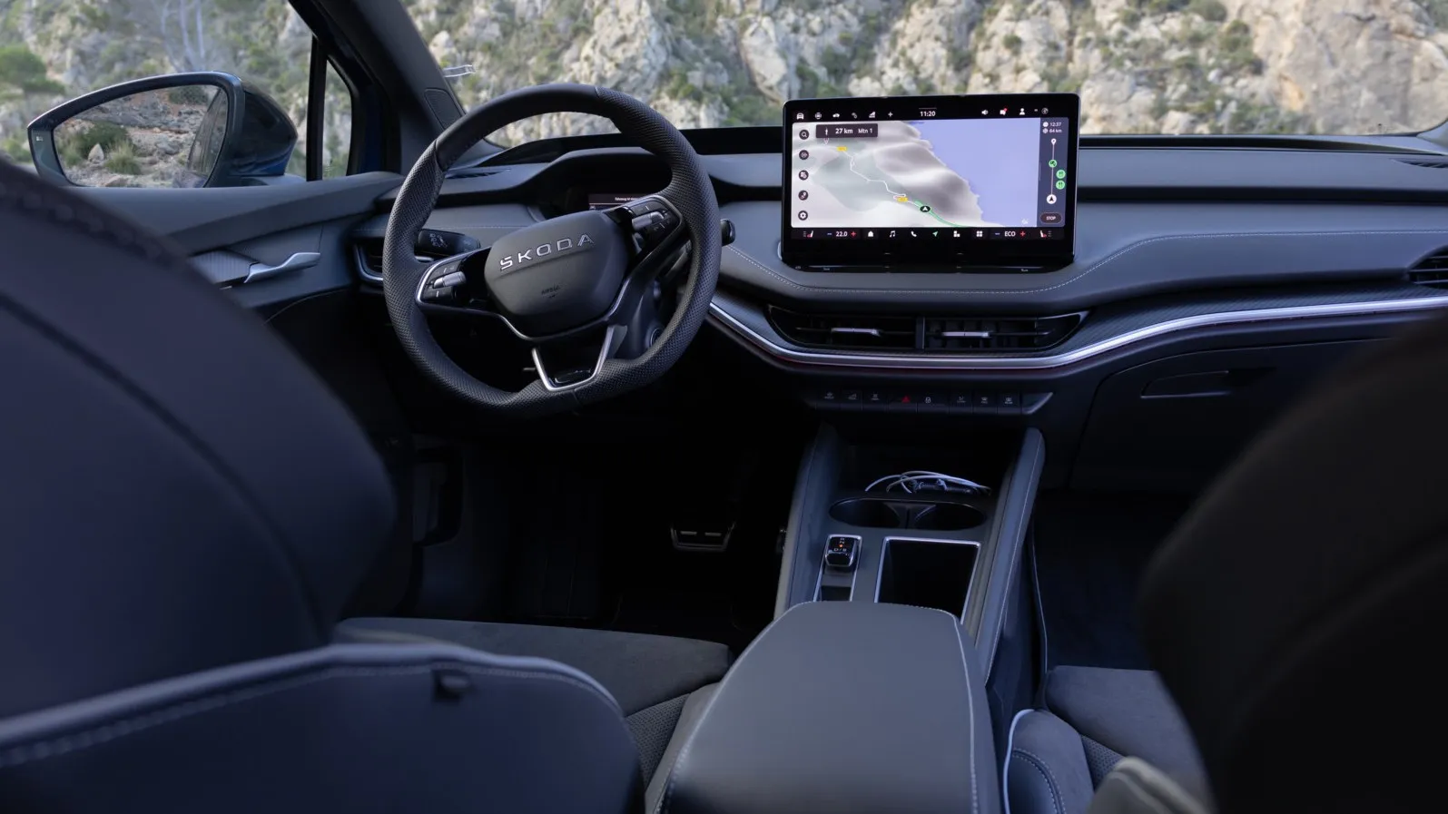 Im Cockpit des Elroq geben sich digital und haptisch die Hand.